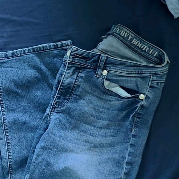 Giddy up! These jeans need a night out! - Picture 4 of 6